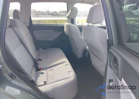 2017 Subaru Forester 2.5I Premium z USA, uszkodzony, nr VIN JF2SJAGC5HH421304